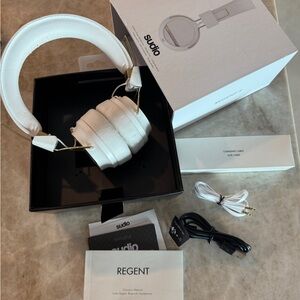 Sudio Regent Over-Ear Headphones in White and Gold